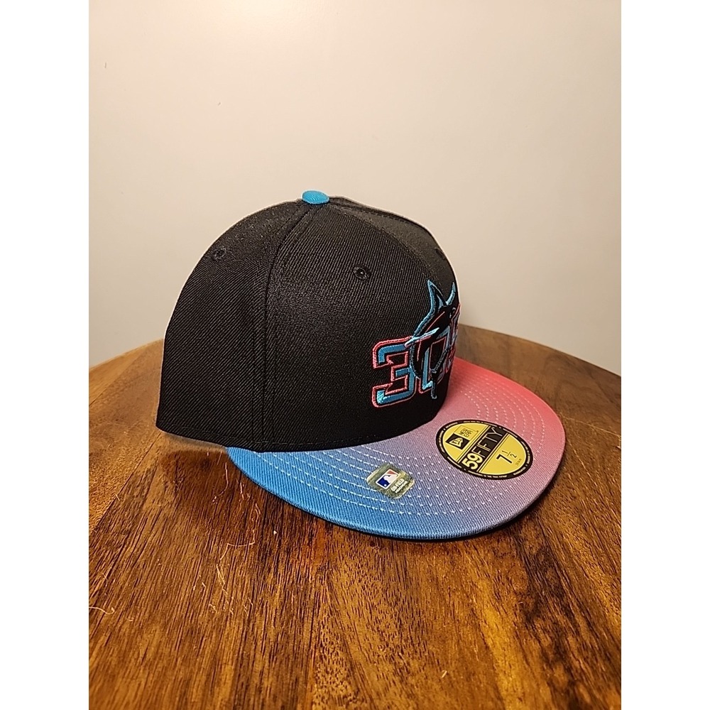 New Era Miami Marlins MLB City Connect 305 Mutlicolor 59Fifty Fitted Hat 7 1/2 - Picture 3 of 5